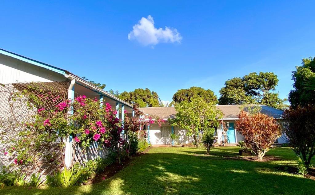 Kahina Lodge Hanga Roa Exterior photo